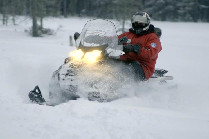 Location de motoneige en nature au Québec